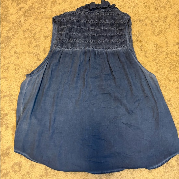 Free People Blue Smocked Boho Blouse Size Large Flowy Peasant Top - Picture 4 of 10